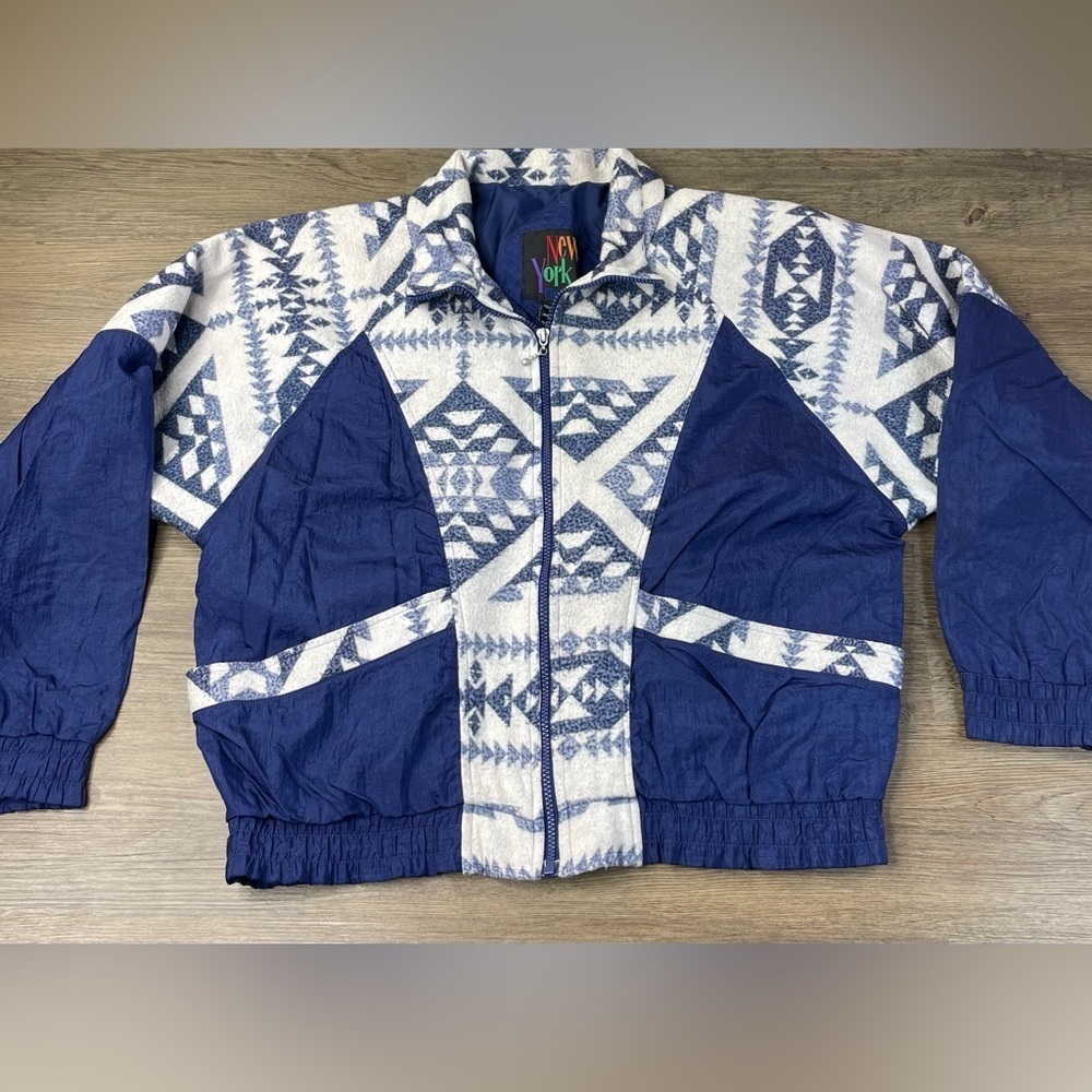 Vintage New York Classics Men’s Navy Blue, White Aztec Print Windbreaker, sz M